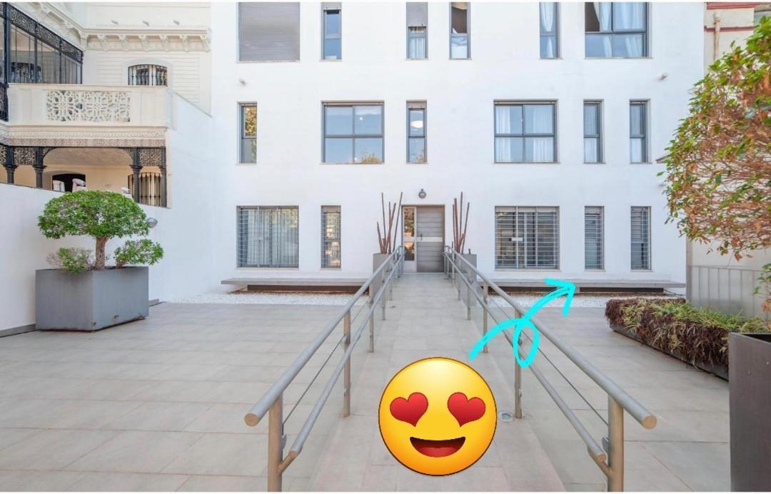 Apartament Nena Loco Sewilla Zewnętrze zdjęcie
